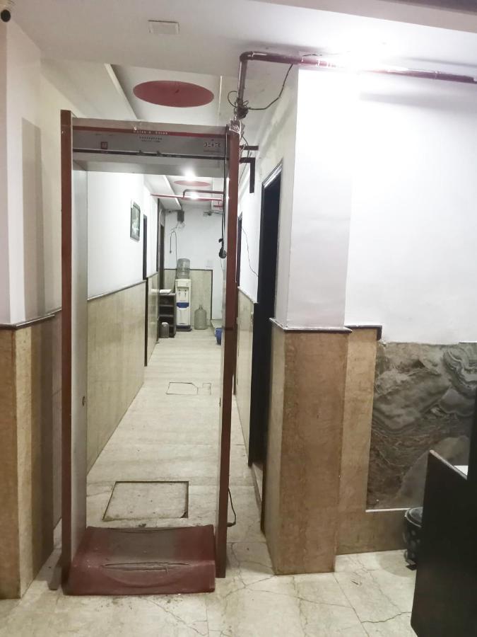 Hotel Odeon Continental Új-Delhi Kültér fotó